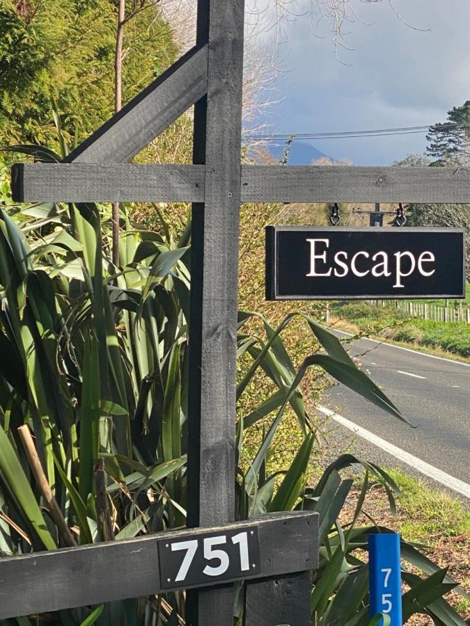 Escape Bed and Breakfast Νιου Πλύμουθ Εξωτερικό φωτογραφία