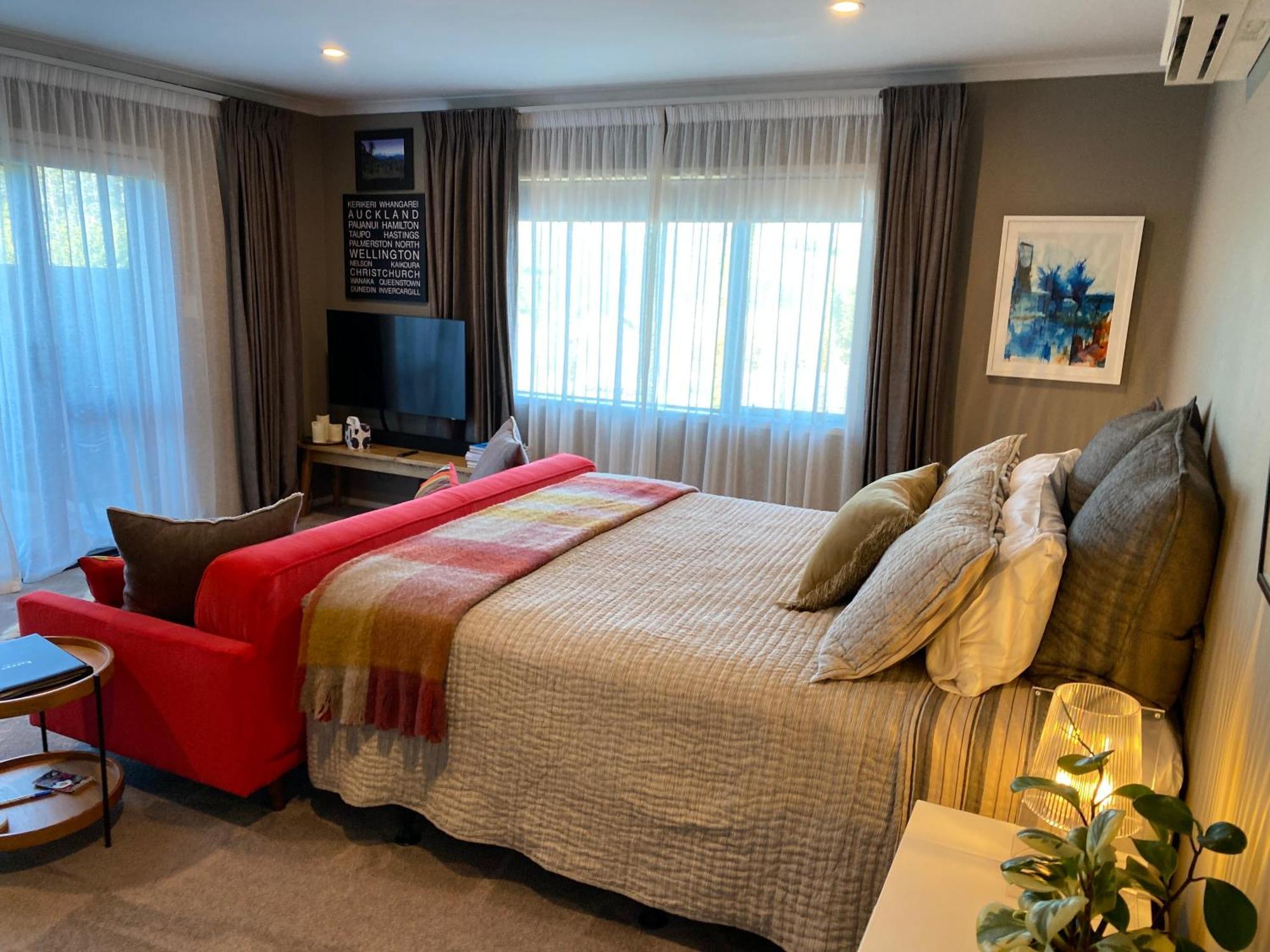 Escape Bed and Breakfast Νιου Πλύμουθ Εξωτερικό φωτογραφία