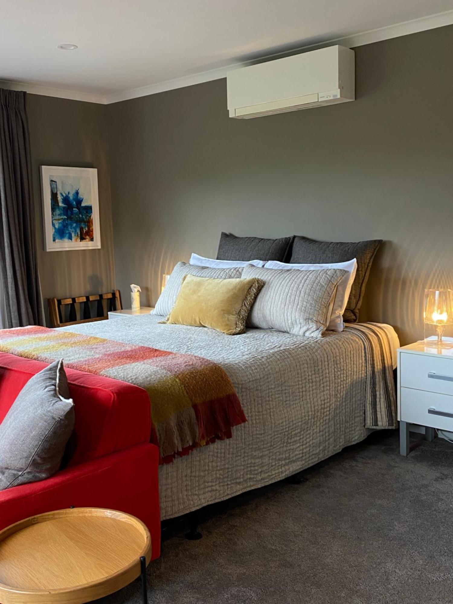 Escape Bed and Breakfast Νιου Πλύμουθ Εξωτερικό φωτογραφία