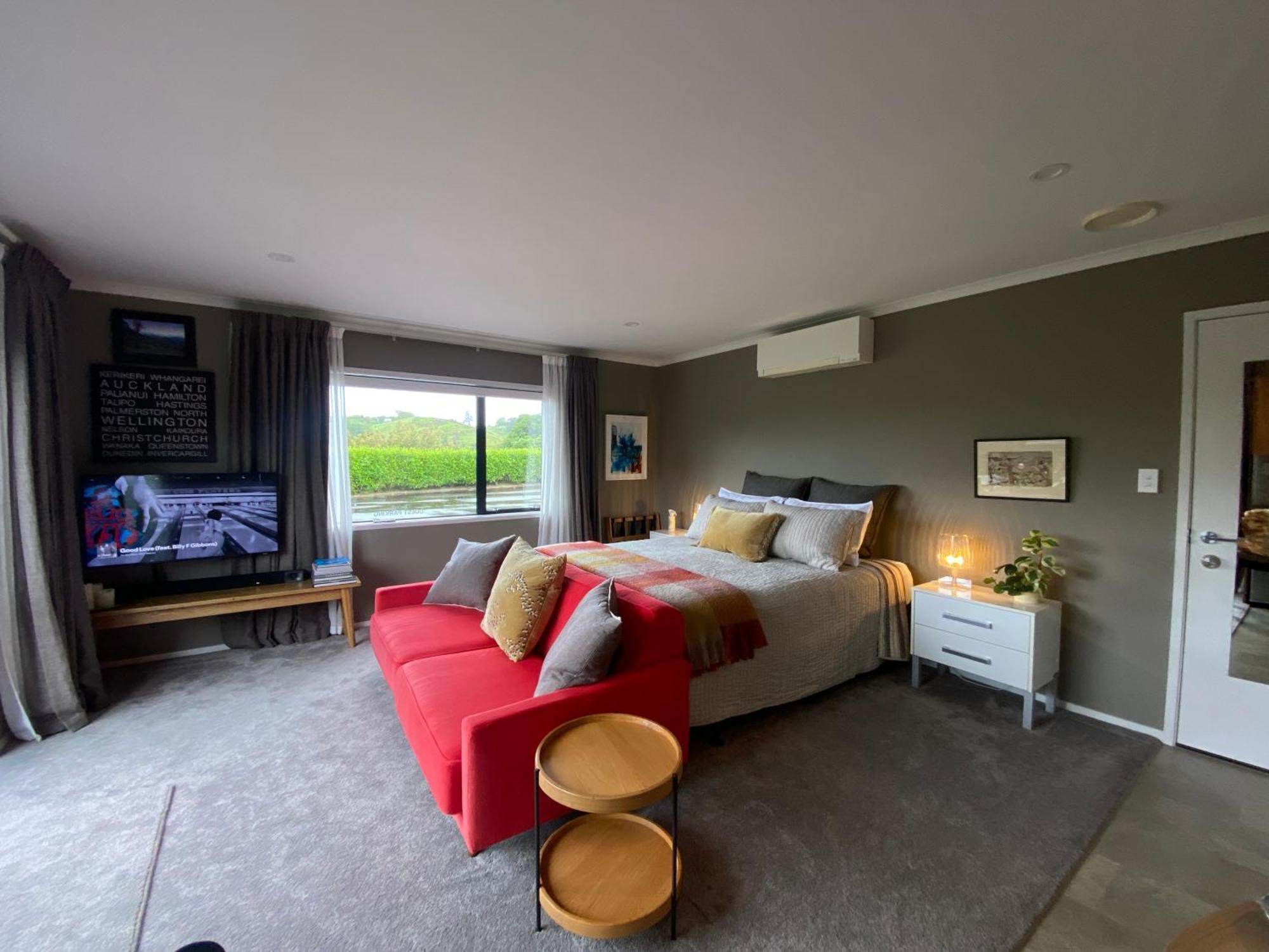 Escape Bed and Breakfast Νιου Πλύμουθ Εξωτερικό φωτογραφία